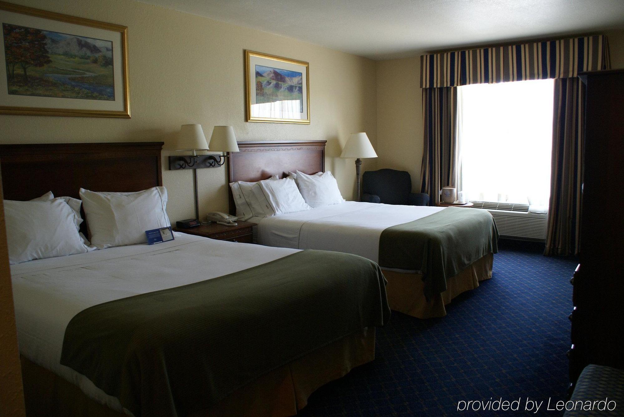 Holiday Inn Express Hotels & Suites Mountain Home By Ihg Room photo