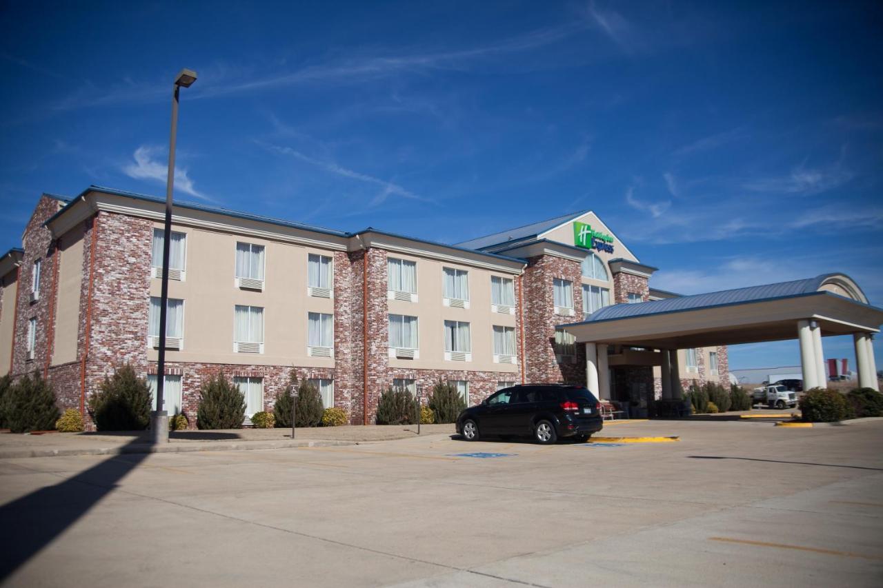 Holiday Inn Express Hotels & Suites Mountain Home By Ihg Exterior photo